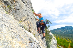 With an 80 meter rope, I was able to get on this 200 foot climb at 5.9+/5.10a.  It was not sustained with brilliant cruxes here and there.  I was totally happy going up high and enjoying the most clever techy moves and incredible views.       